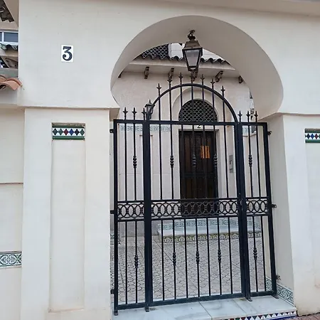 شقة Residencia Alhambra Cisnes تورّيفيِخا