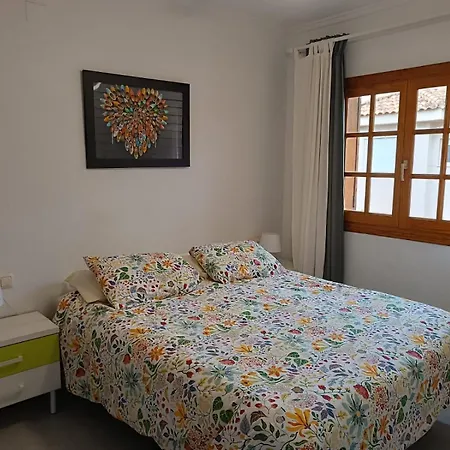 Residencia Alhambra Cisnes Torrevieja